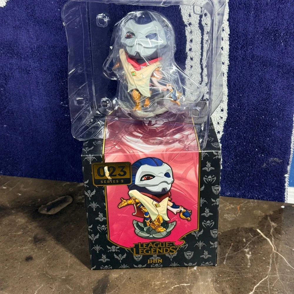 Riot Games League of Legends Jhin Figure Series 2 023  Multicolor Toy
